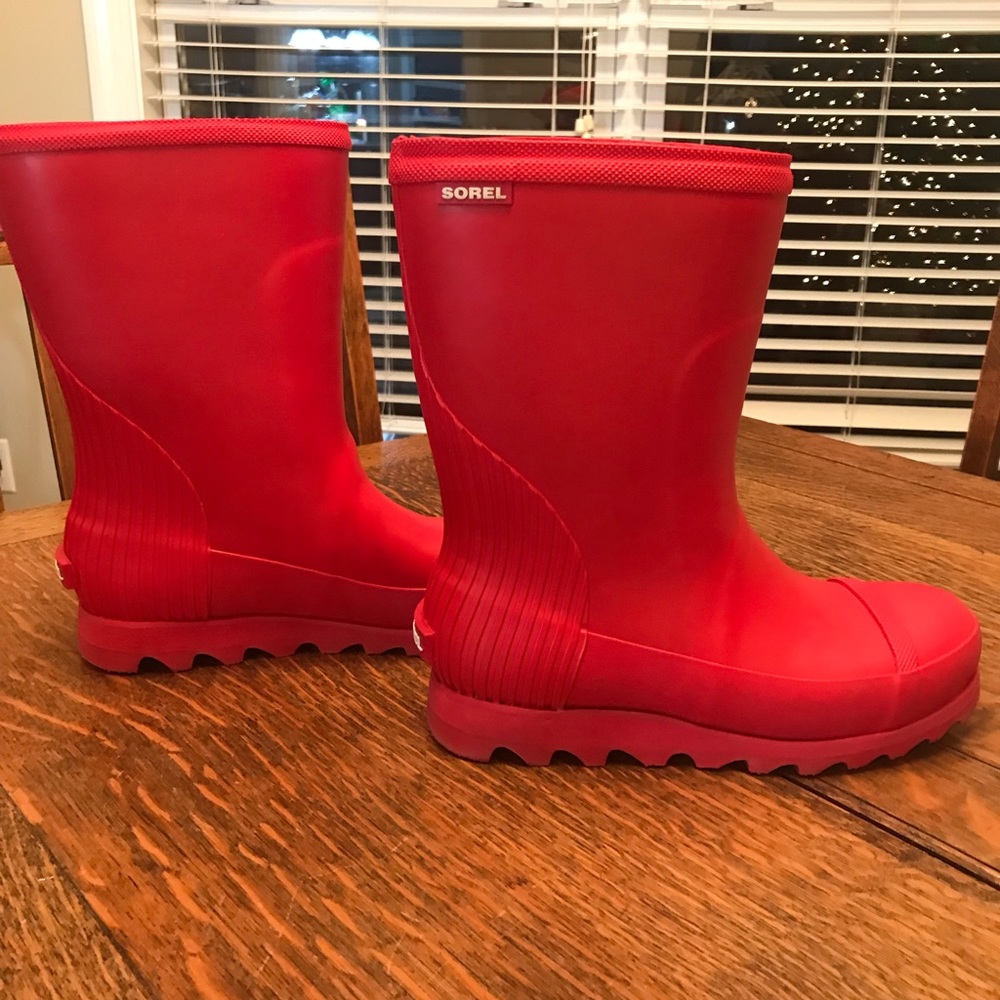 Sorel Joan short rain boots